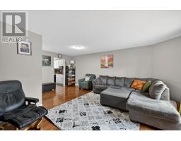 195 MARTINET AVENUE - 11
