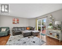 195 MARTINET AVENUE - 13