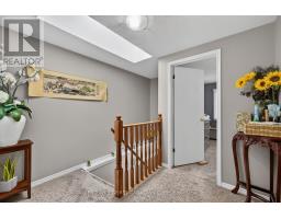195 MARTINET AVENUE - 19