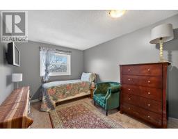 195 MARTINET AVENUE - 20