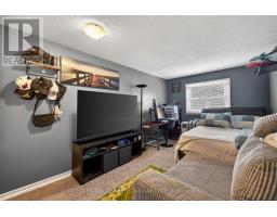 195 MARTINET AVENUE - 22