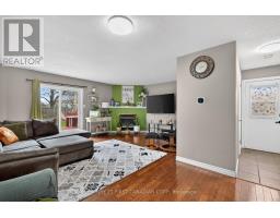 195 MARTINET AVENUE - 9