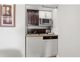 2 MOIR STREET - 17