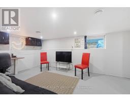 2 MOIR STREET - 41
