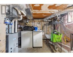 2 MOIR STREET - 46