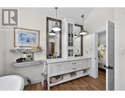 283 MANK STREET - 30