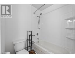 15 TUMBLEWEED CRESCENT - 18