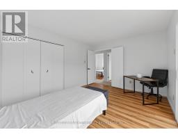 15 TUMBLEWEED CRESCENT - 21