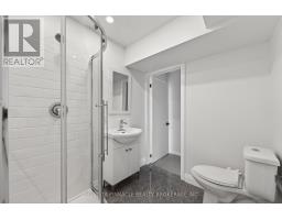 15 TUMBLEWEED CRESCENT - 32
