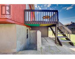 15 TUMBLEWEED CRESCENT - 38
