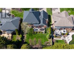 62 CARRIAGE HILL DRIVE - 10