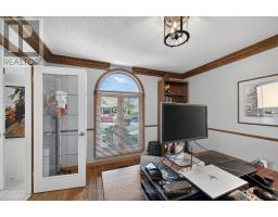 62 CARRIAGE HILL DRIVE - 15