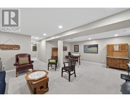 62 CARRIAGE HILL DRIVE - 47