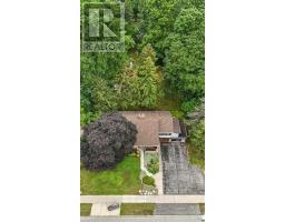 577 WONDERLAND ROAD N - 24