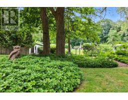 577 WONDERLAND ROAD N - 31