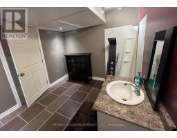 12 HENDERSON COURT - 22