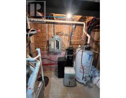 12 HENDERSON COURT - 24