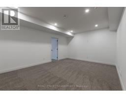 20 - 101 SWALES AVENUE - 33