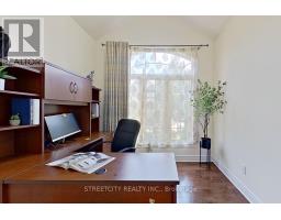 8 - 515 SKYLINE AVENUE - 9