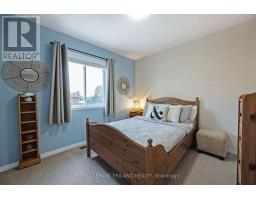 875 FIELDGATE CIRCLE - 17