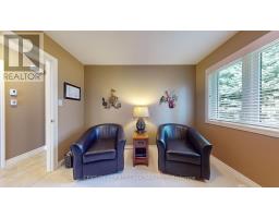 40 - 2100 DENVIEW AVENUE - 19