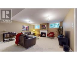 40 - 2100 DENVIEW AVENUE - 27