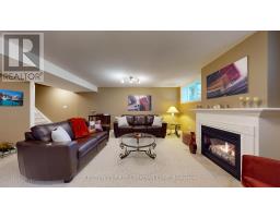 40 - 2100 DENVIEW AVENUE - 32