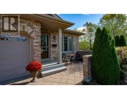 40 - 2100 DENVIEW AVENUE - 5