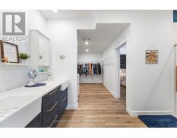 2349 WELLINGTON STREET - 5