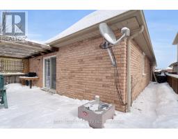 284 EXMOUTH CIRCLE - 35