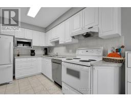 3 - 410 AMBLESIDE DRIVE - 6