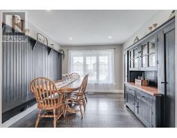 181 GILMOUR DRIVE - 15
