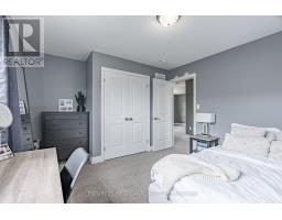 181 GILMOUR DRIVE - 29