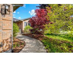 22 Village Gate Crescent, MLS X12177642