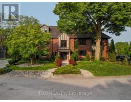4 - 130 Windsor Crescent, MLS X12197272