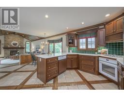 3 - 4690 COLONEL TALBOT ROAD - 16