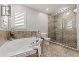 892 TALISMAN CRESCENT - 17