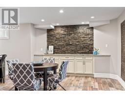 892 TALISMAN CRESCENT - 23