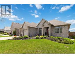 242 EAST RIVERTRACE WALK - 4