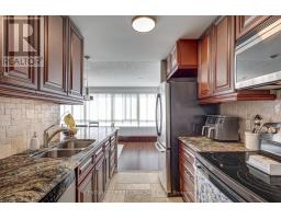 405 - 570 PROUDFOOT LANE - 12