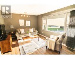 22 BRETON PARK CRESCENT - 9