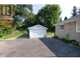 735 LEROY AVENUE - 3