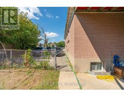 1519 HOWLAND AVENUE - 33