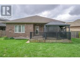 966 MOY CRESCENT - 27