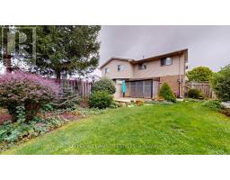 738 HOMEVIEW ROAD - 34