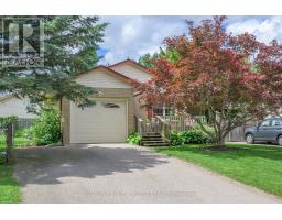 19 BANTING CRESCENT - 33