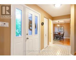 35 SKI VALLEY CRESCENT - 2