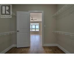 22 LOIS COURT - 26