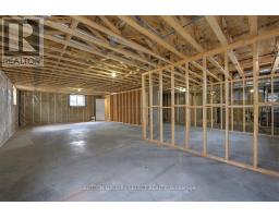 22 LOIS COURT - 31