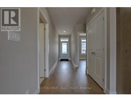 22 LOIS COURT - 7
